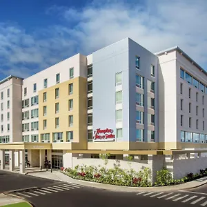 hampton-inn-suites-oahu-kapolei.hotelsinhawaii.org/