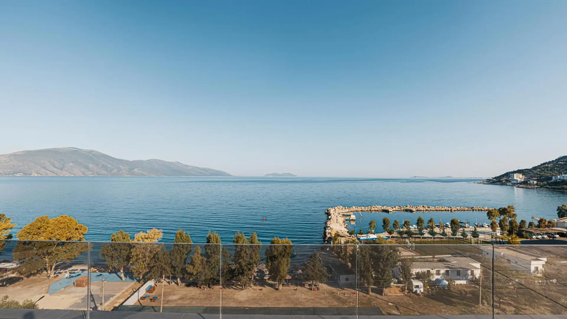 Mazarine Hotel, Vlore, Albania Radhime Hotel